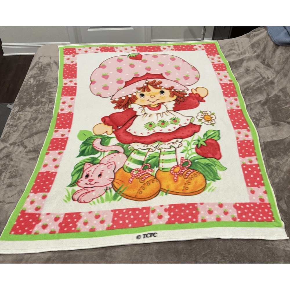 Vintage Rare Strawberry Shortcake Kitten BIG Fleece Blanket 66" X 46" TCFC